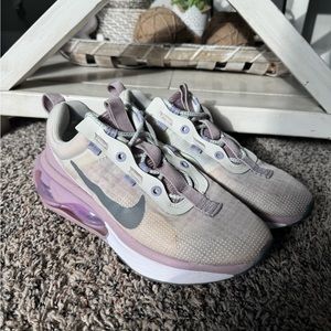 Nike Air Max Women Purple Mauve Gray Size 8 Casual Athletic Run Tennis Shoes EUC